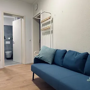 2 Schlafzimmer-balkon-kueche-parkplatz-designerbad Apartment Leipzig